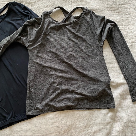 Under Armour long sleeve tops - Picture 6 of 7
